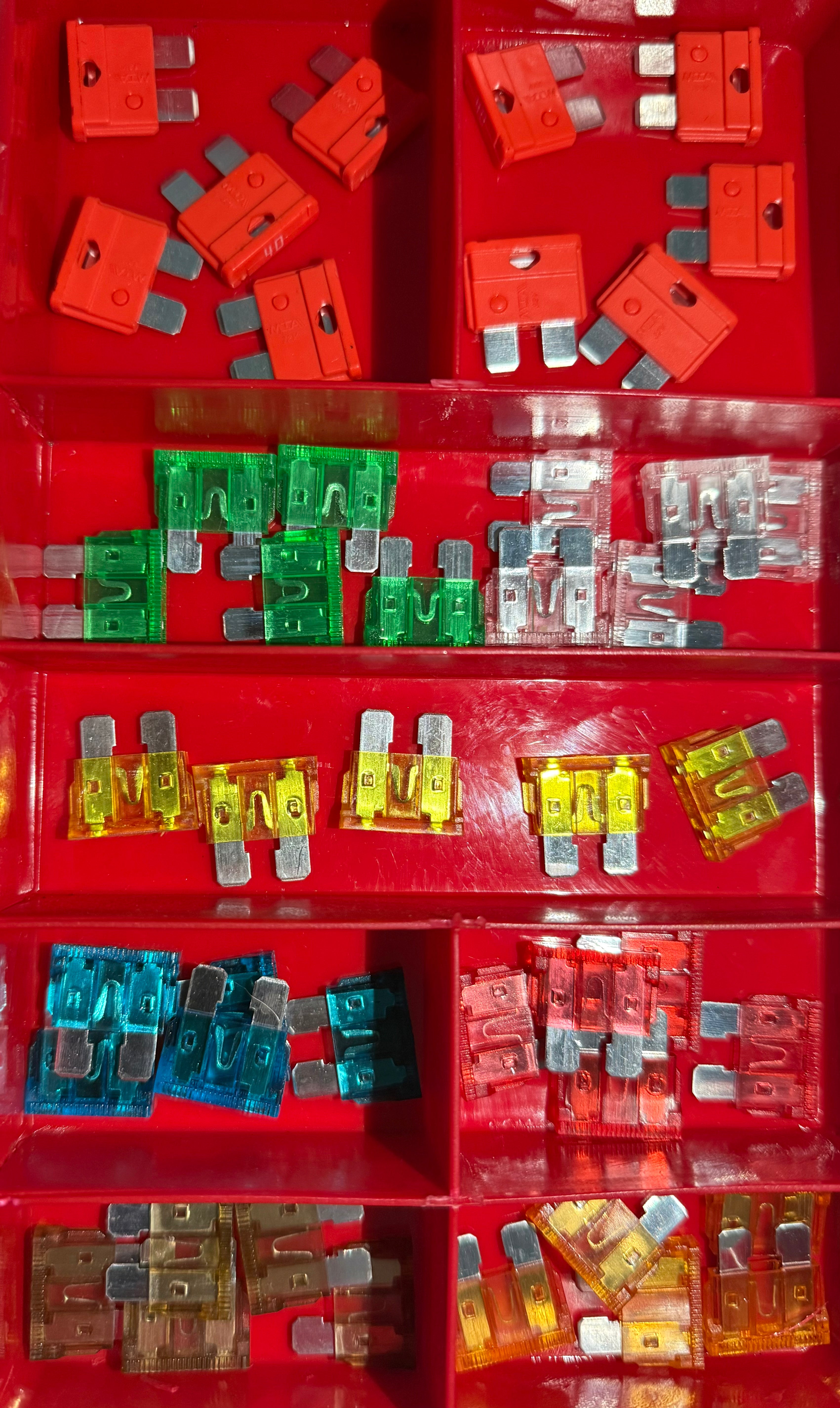 Medium Plug-In Blade Auto Fuses Assortment Kit – 45PCS
