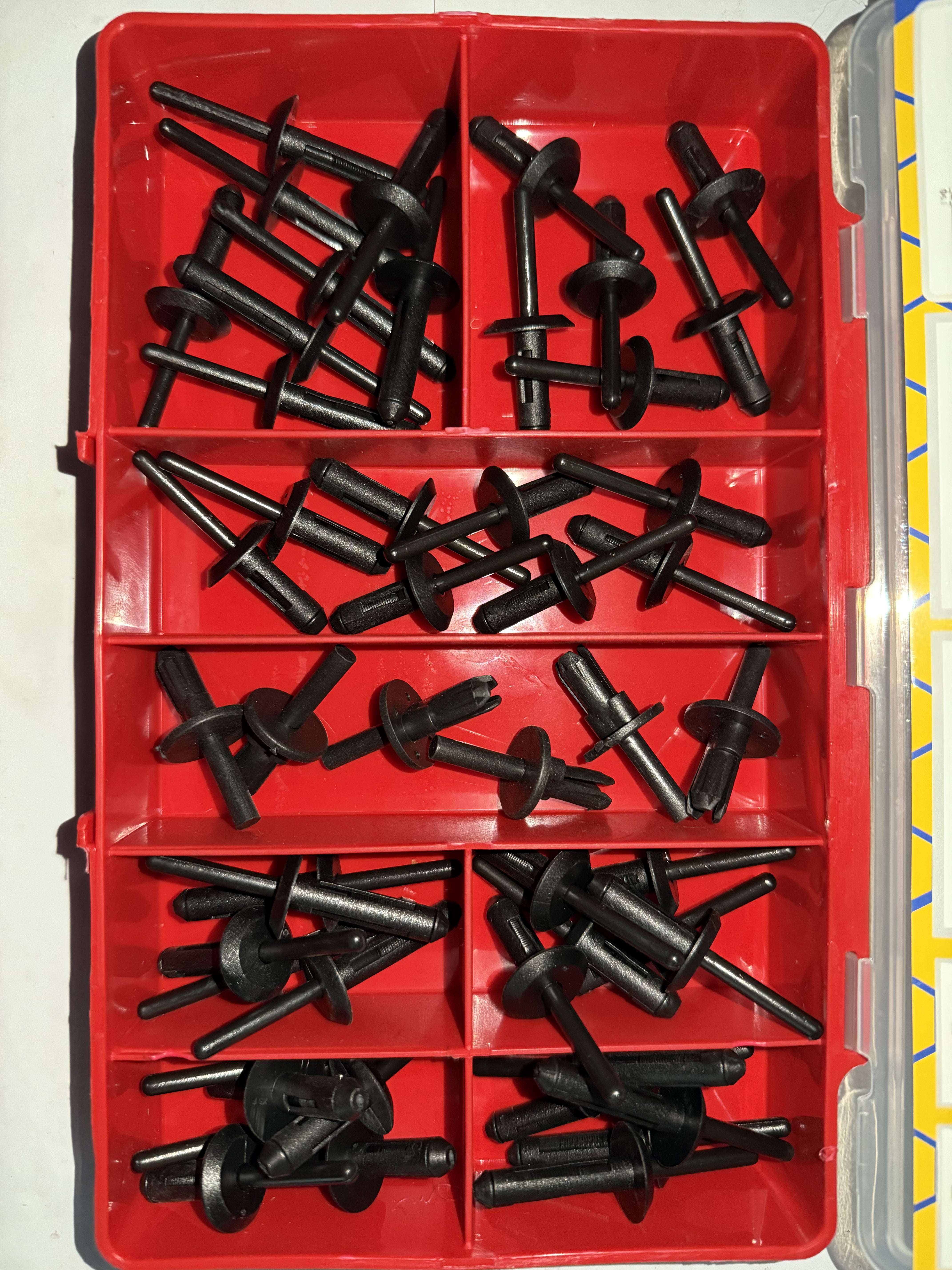 Mini Plastic Rivet Rivets Clips Assortment – Large & Small Flange Plastic Push Rivets | 5 ...